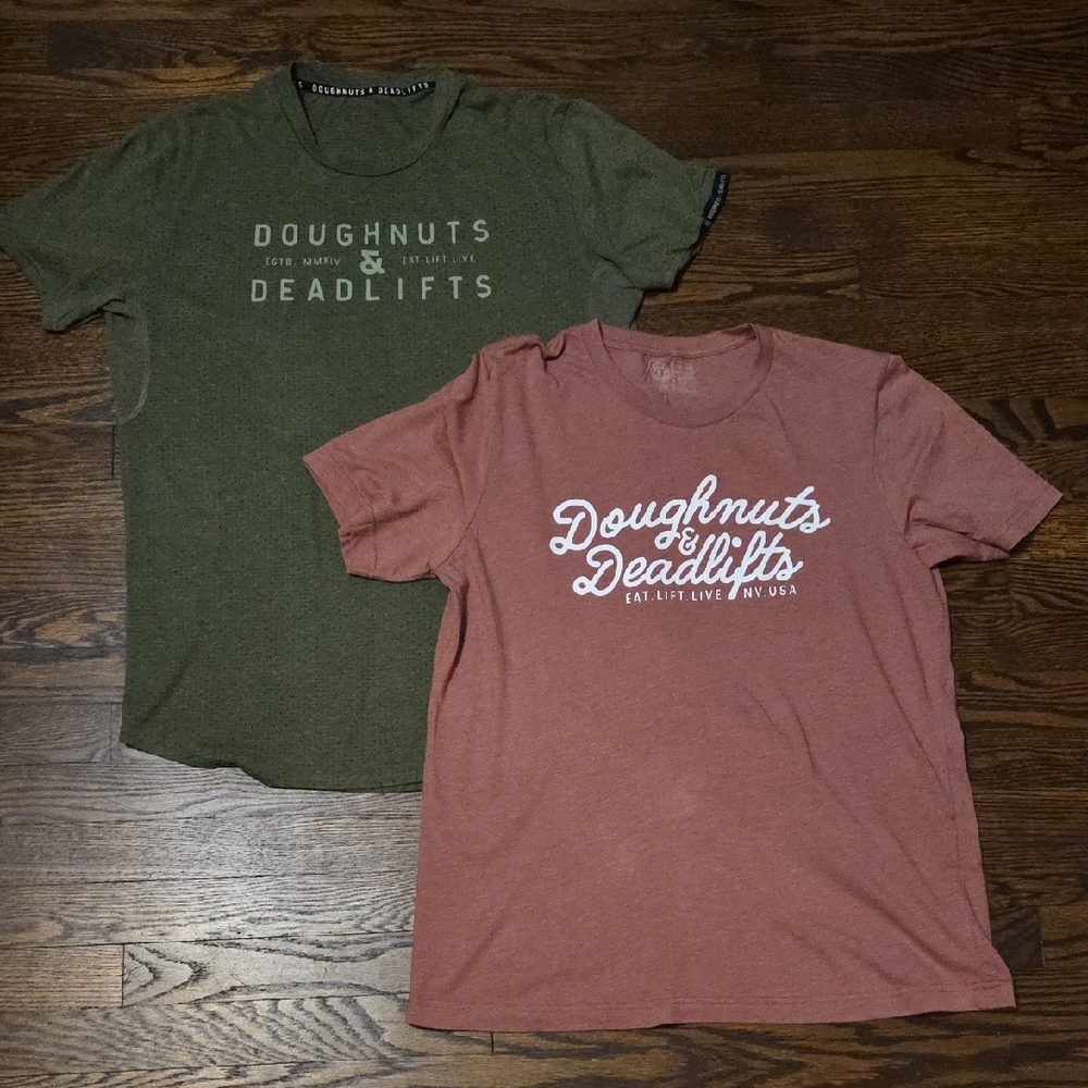 Two Doughnuts&Deadlifts T Shirts
